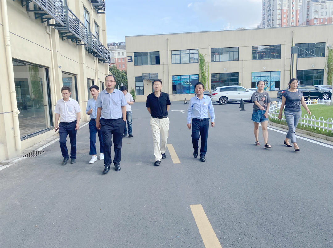 合肥市投資促進(jìn)局副局長(zhǎng)郭玉璽 蒞臨廬陽建華文創(chuàng)園考察