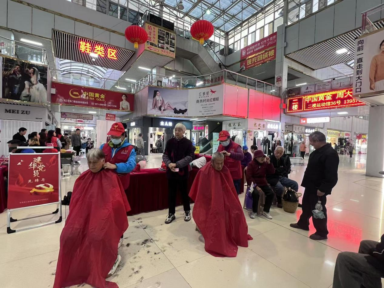 公益不打烊，情暖每月時光